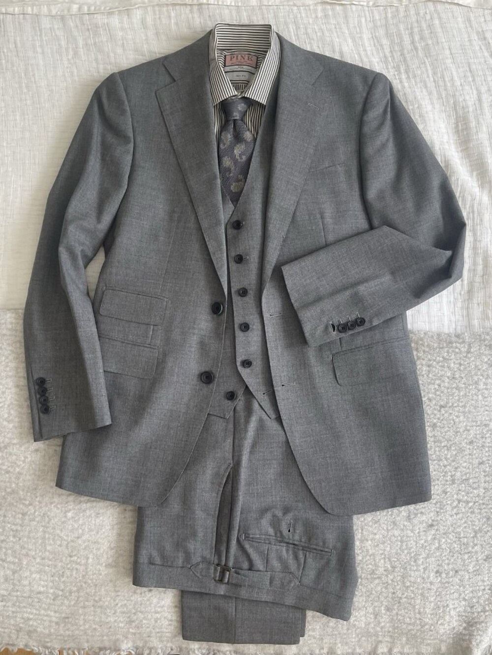 Thom Sweeney Savile Row 3-Piece Gray Wool Suit 38R Very Good Condition $3,265
